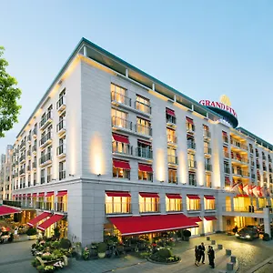 Hotel Grand Elysee, Amburgo